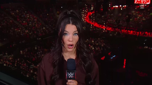 WWE.RAW.2024.12.09.HD.Hindi English LatestHDmovies.mkv 20241210 141357.560.jpg
