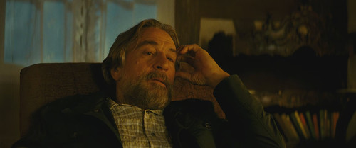 The Family (2013) Hin Eng (1080p BluRay 10bit x265 COSMOS) [PMZ].mkv 20241209 183529.834.jpg