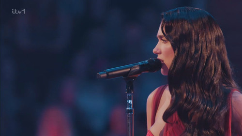 an.evening.with.dua.lipa.2024.1080p.hdtv.hevc.x265.rmteam.mkv 20241210 121223.012.jpg