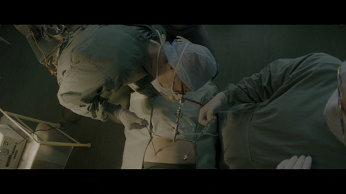 JOY. .The.Birth.of.IVF.2024.2160p.NF.WEB DL.CZ EN.DD+5.1.HDR10.H.265 CHDWEB.mkv snapshot 01.22.09 [2.jpg