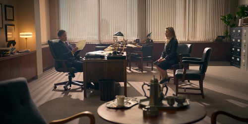 The.Haunting.of.Bly.Manor.S01E01.The.Great.Good.Place.1080p.BluRay.CZ EN.DD+.5.1.x265.HEVC My.mkv sn.jpg