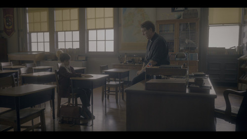 The.Haunting.of.Bly.Manor.S01E02.The.Pupil.2160p.NF.WEB DL.CZ EN.DD+5.1.DoVi.HDR.x265 HONE.mkv snaps.jpg