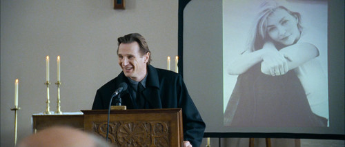 Love.Actually.2003.1080p.BluRay.CZ 2xSK EN.x265.HEVC My.mkv snapshot 00.15.26 [2024.12.20 07.43.50].jpg