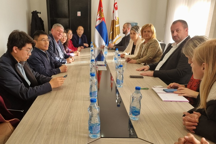 Delegacija naučnika iz Kine u poseti Kragujevcu