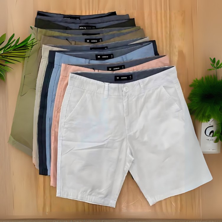 Bermuda Básica Masculina Chino Hering