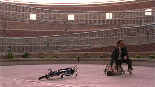Pay.It.Forward.2000.1080p.Blu ray.Remux.CZ EN.DTS HD.MA.5.1.AVC HDT.mkv snapshot 01.53.04 [2024.12.2.jpg