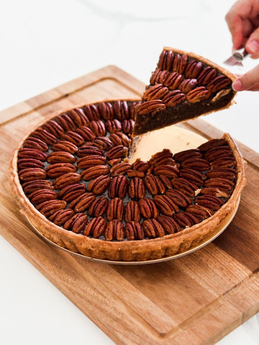Classic Pecan Pie.jpg
