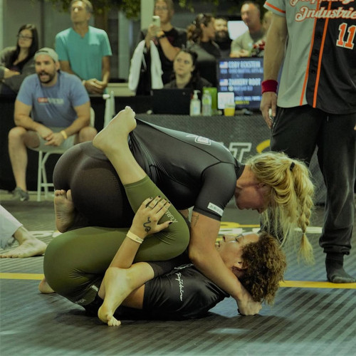 LEGINS JIUjitsu771MOLLY JOHNSTON 27YEARSOLD