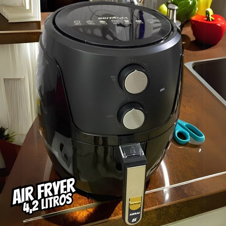 Fritadeira Elétrica sem Óleo/Air Fryer Britânia BFR37 Preta com Timer 4,2L