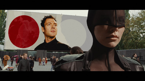 Æon.Flux.2005.1080p.BluRay.CZ EN.AC3.x265.HEVC My.mkv snapshot 00.05.24 [2025.01.17 18.35.28].jpg