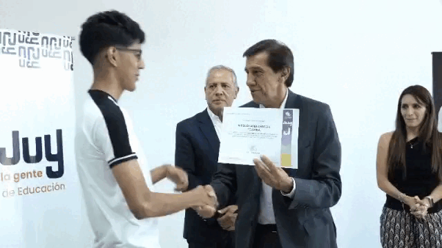 Sadir entregó certificados a participantes del Jujuy Global Game Jam 2025