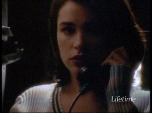 cap The Stepsister (1997) 00 04 56 02.png