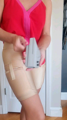 TIGHTSHORTS assrt208