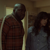 Bookie.S01E02.Making.Lemonade.1080p.AMZN.WEB DL.CZ EN.DDP5.1.H.264 NTb.mkv snapshot 07.40 [2025.01.0