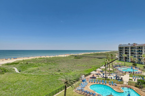 Saida Towers South Padre Island.jpg