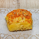 10403076 z pieca rodem Food buleczka z pieskami dyni 1x1