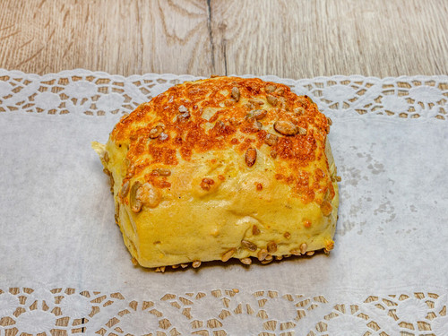 10403076 z pieca rodem Food buleczka z pieskami dyni 4x3.jpg