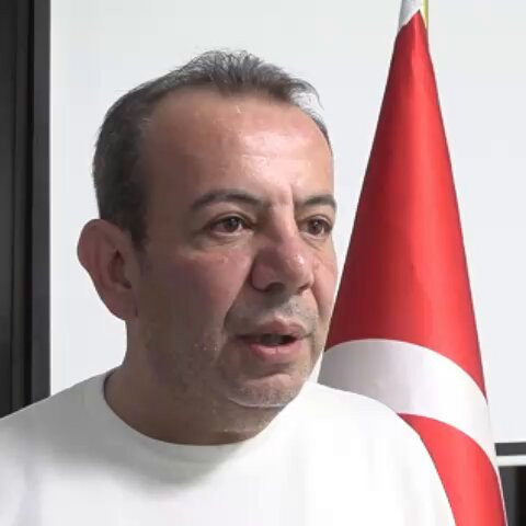 qCF1ysHtQJGn gEt.jpg