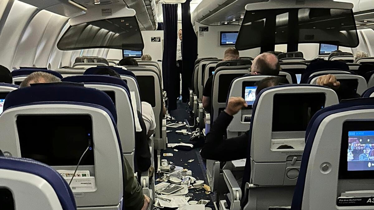 Aumenta la turbolenza aerea nei cieli europei: lo studio