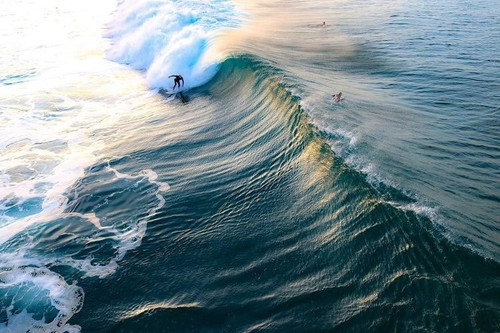 Surfing.jpg