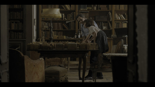 All.the.Light.We.Cannot.See.S01E01.2160p.NF.WEB DL.CZ EN.DD+5.1.HDR.x265 HHWEB.mkv snapshot 00.17.45.jpg