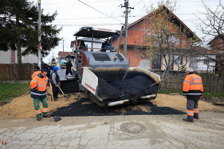 Asfaltirana ulica Mihaila Vuksanovića u MZ Grošnica