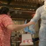 Red.One.2024.1080p.AMZN.WEB DL.CZ EN.DD+5.1.H.264 FLUX.mkv snapshot 01.00.56 [2024.12.12 11.29.23]