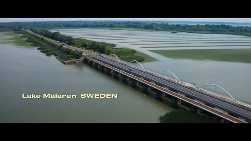 The.Day.of.the.Jackal.S01E01.1080p.AMZN.WEB DL.CZ EN.DD+5.1.x264 FLUX.mkv snapshot 43.42 [2024.12.13.jpg