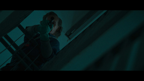 The.Day.of.the.Jackal.S01E01.1080p.AMZN.WEB DL.CZ EN.DD+5.1.x264 FLUX.mkv snapshot 05.52 [2024.12.13.jpg
