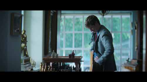 The.Day.of.the.Jackal.S01E01.1080p.AMZN.WEB DL.CZ EN.DD+5.1.x264 FLUX.mkv snapshot 22.32 [2024.12.13.jpg