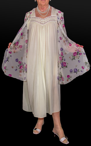 Nachthemd hgelb ME Kurzarm Negligeemantel w m bunten Blumen transp kurz (4).jpg