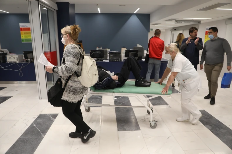 Mladi misle da su bezbedni, a STAROSNA GRANICA SE POMERILA NA 25, 35 GODINA! Lekari upozoravaju: “Zbog ovog oboljenja godišnje umre 50.000 ljudi u Srbiji”