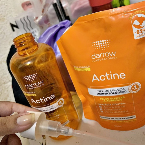 Gel De Limpeza Facial Actine Em Refil Com Vitamina C 300g Darrow.jpg