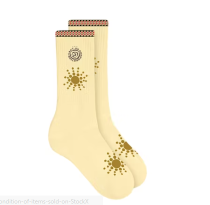 Travis Scott Cactus Jack Starburst Socks Cream 1.png