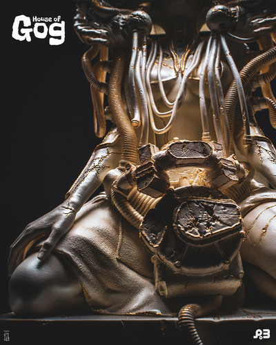 The Oracle pearl Pascal Blanché x House of Gog by Sol 1024 x 1280 portrait 008.jpg