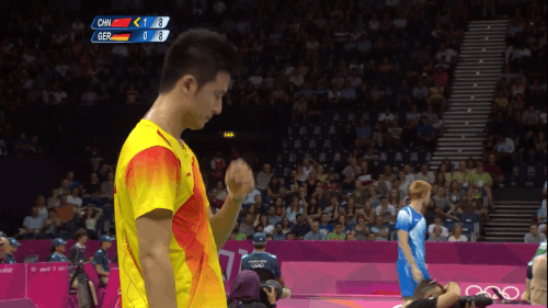 0062BoZOgy1hxyjlv56ofg30zk0k0e8e.gif