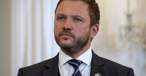 1520834195533930975?url=https%3A%2F%2Fwww.shantnews.am%2Fwp content%2Fuploads%2F2025%2F02%2FGuardiol.jpg