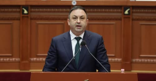 1028422299906156603?url=https%3A%2F%2Fshqiptarja.com%2Fuploads%2F780x440%2F1738278472 ervinhoxha.jpg.jpg
