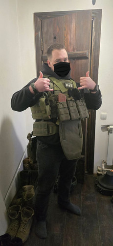 5255800907055097430 y 2.jpg