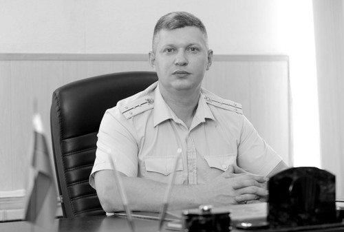 5256125503503460857 y 2.jpg