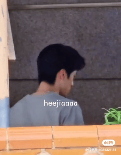 GIF 20250201025023558.gif
