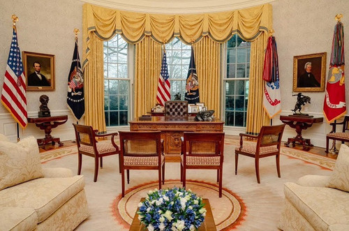 White house exclusives (1).jpg