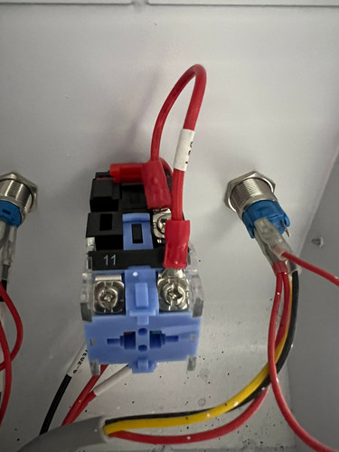 Host Switch.jpg