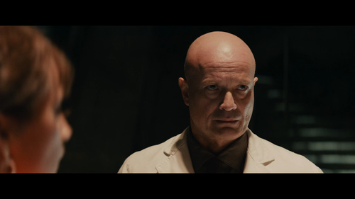 the.man.from.uncle.2015.1080p.bluray.dd5.1.hevc.x265.rmteam.mkv snapshot 01.27.51.954.png
