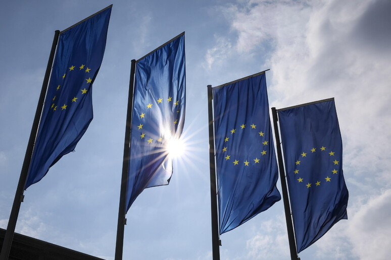 Bonus UE per l’assunzione di giovani e donne: approvato il nuovo piano di sostegno all’occupazione