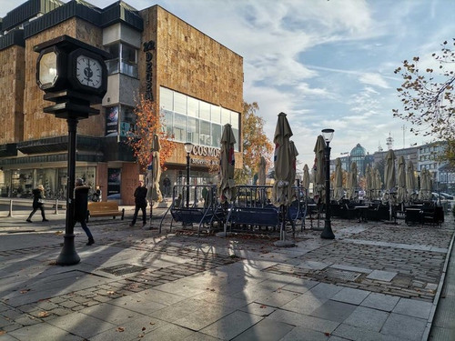 kragujevac pesacka zona kod krsta 2 b.jpg