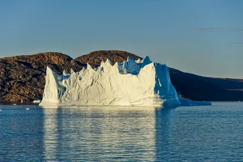 greenland landscape with iceberg 160321 2642.webp