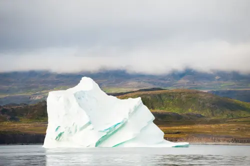 big beautiful iceberg floating near coast disco island western greenland 545689 456 (1).webp