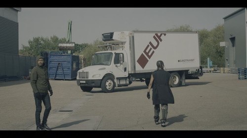 Top.Boy.S03E01.Odstup.1080p.NF.WEB DL.CZ EN.HDR.x265.HEVC My.mkv snapshot 14.07 [2024.11.25 13.50.13.jpg