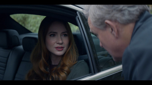 Douglas.Is.Cancelled.S01E01.Epizoda.1.1080p.SKST.WEB DL.CZ EN.DDP2.0.x264 My.mkv snapshot 07.37 [202.jpg